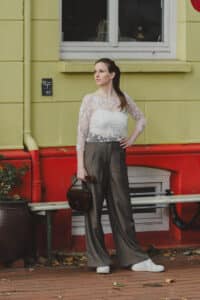 Boho mix and match Brauttop wiederverwenden und mit Hosen getragen