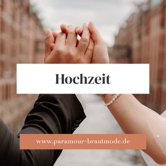 Individuelle Brautkleider Brautatelier Par Amour - Ein Brautpaar hält Händchen in Hamburg Speicherstadt
